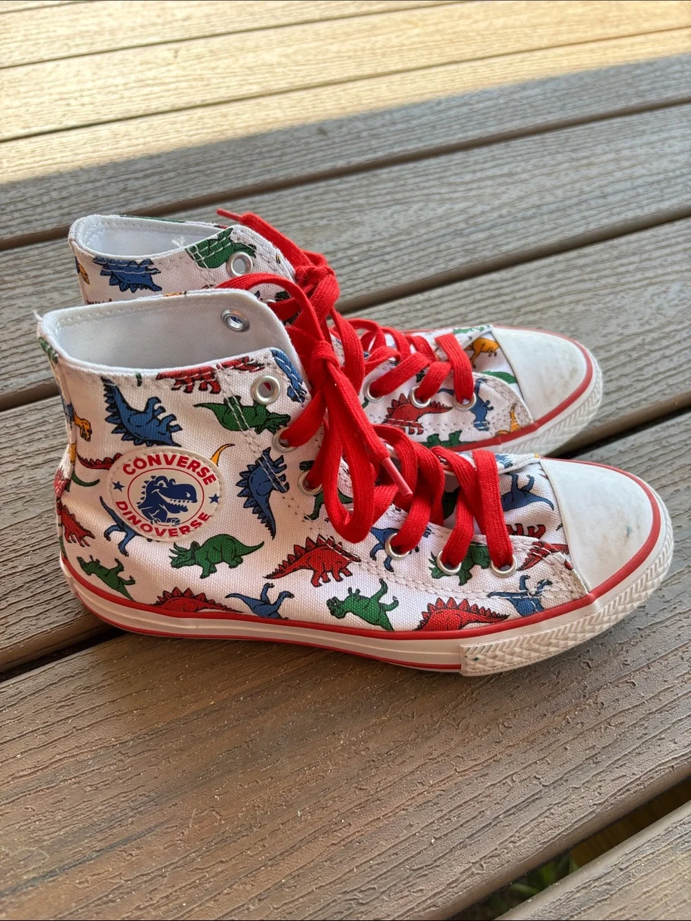 Converse All-Star DINOVERSE Chuck Taylor High Tops Dinosaur Shoes Kid’s Size 2
